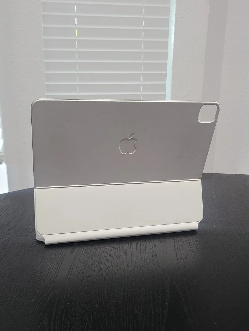 Apple Magic Keyboad Case ipad pro 12.9 M2 - Model A2480